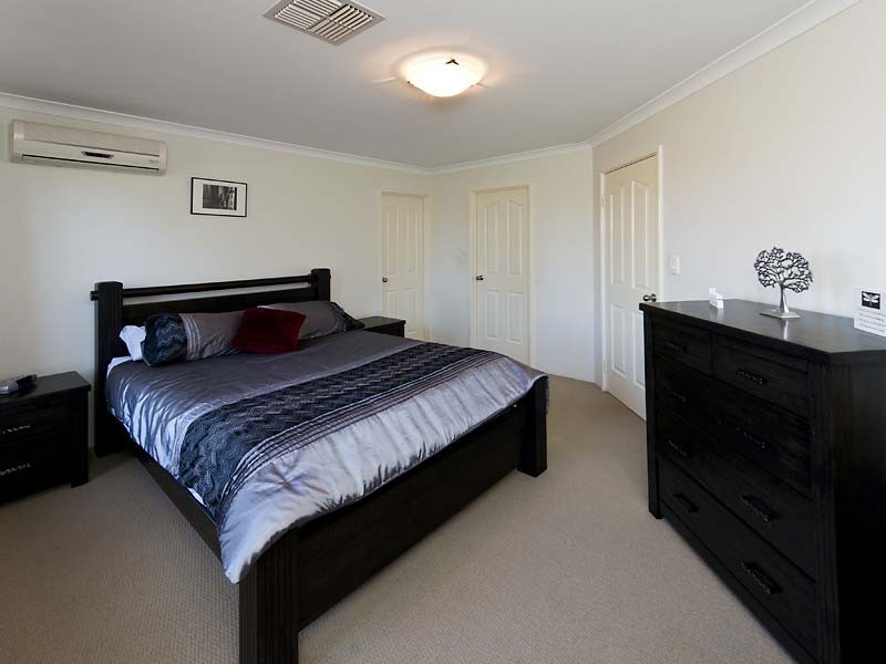 54 Ashmore Avenue, Canning Vale WA 6155