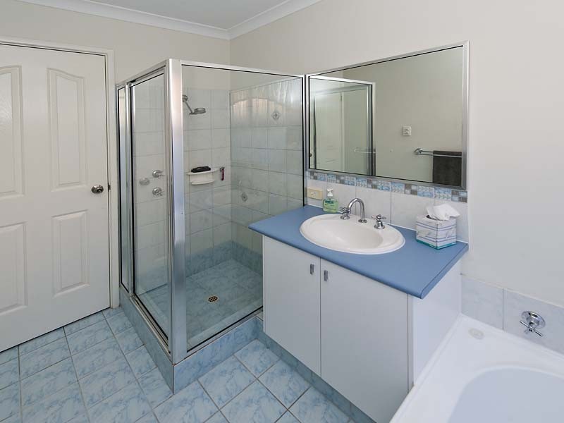 54 Ashmore Avenue, Canning Vale WA 6155