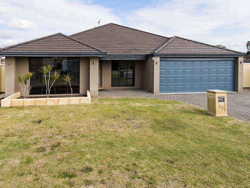 32 Limbee Glade, Huntingdale WA 6110