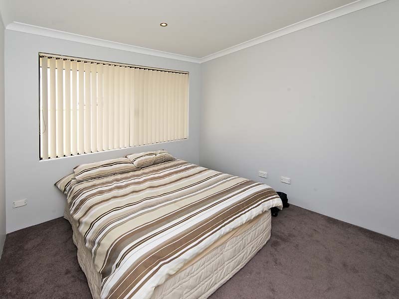 32 Limbee Glade, Huntingdale WA 6110