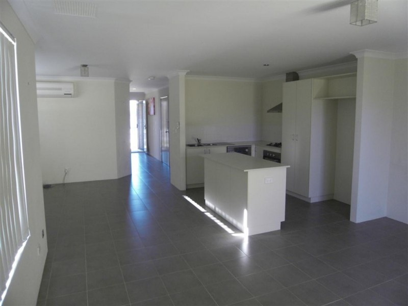 37 Holmes Street, Southern River WA 6110