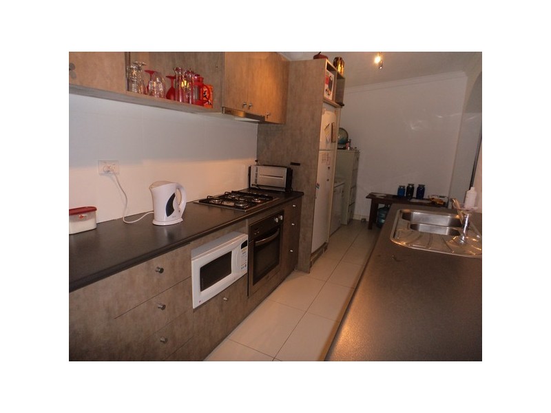 11 Kenmare Ave, Thornlie WA 6108