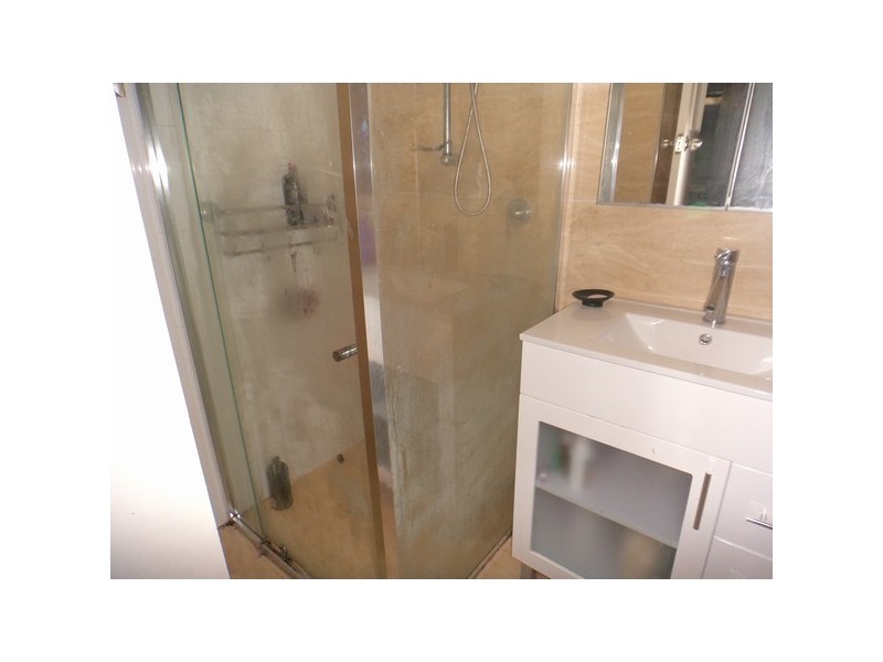 11 Kenmare Ave, Thornlie WA 6108