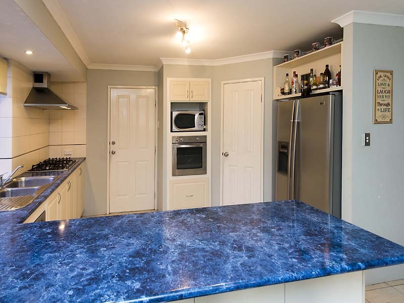 117 Comrie Rd, Canning Vale WA 6155