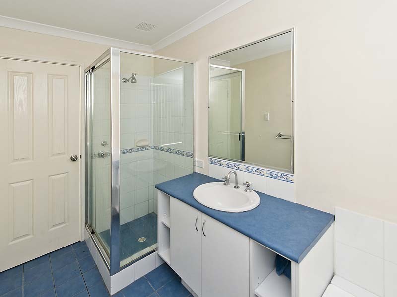 117 Comrie Rd, Canning Vale WA 6155