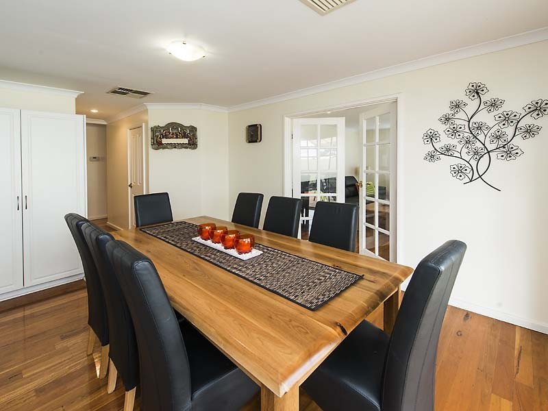 5 Hillview Place, Thornlie WA 6108