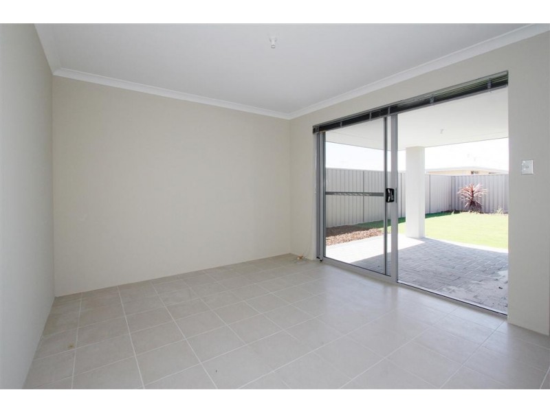 11B Baystone Parade, Harrisdale WA 6112