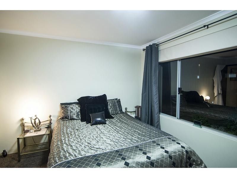 25 Bletchley Parkway, Southern River WA 6110