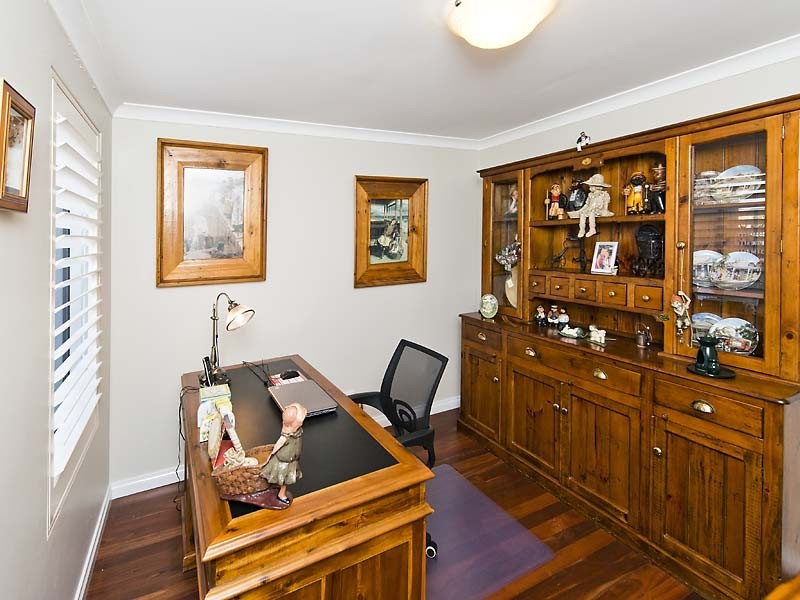 32 Admiralty Road, Canning Vale WA 6155