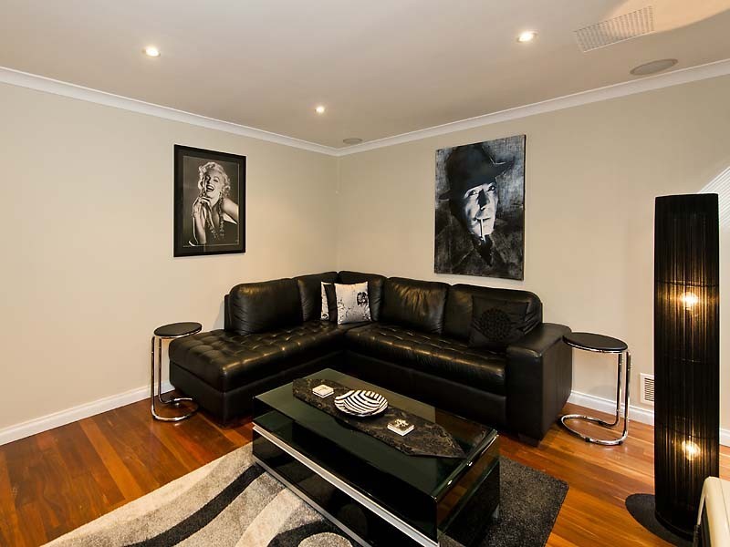 32 Admiralty Road, Canning Vale WA 6155