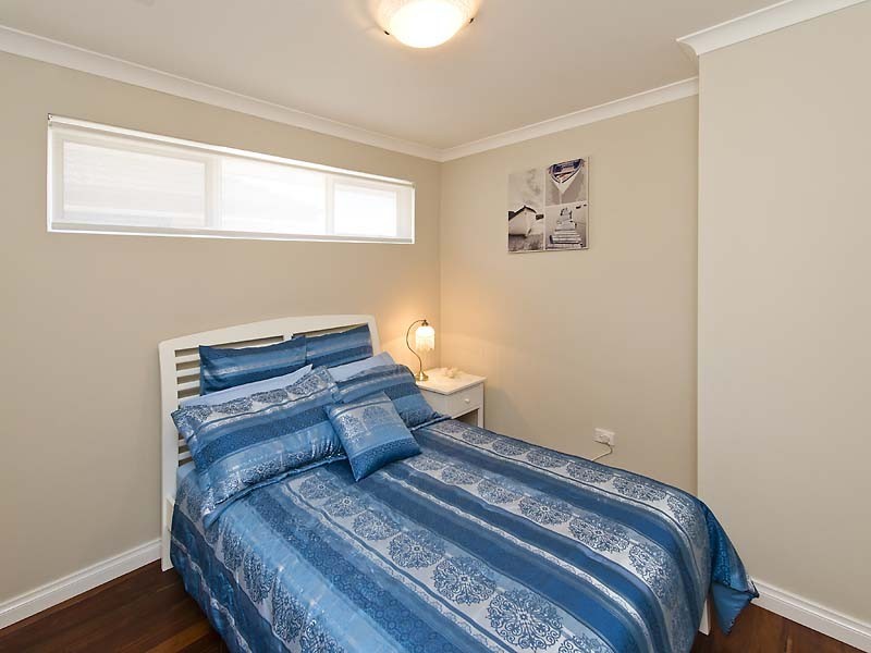32 Admiralty Road, Canning Vale WA 6155