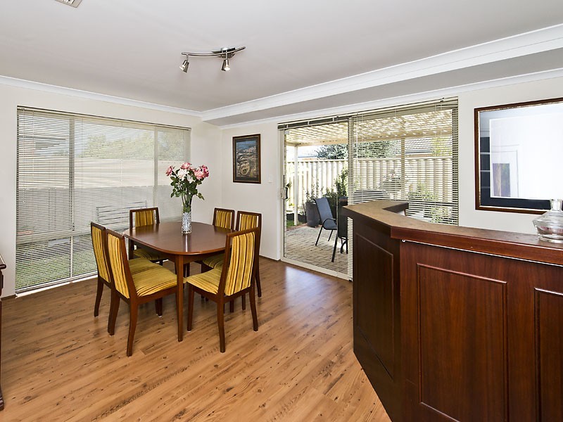 31 Urquhart Court, Canning Vale WA 6155