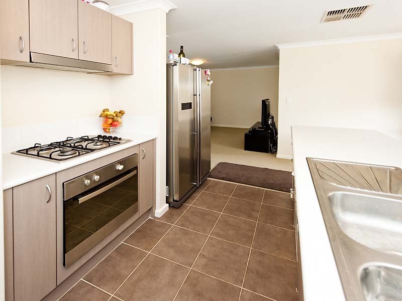 2 Casablanca Avenue, Southern River WA 6110