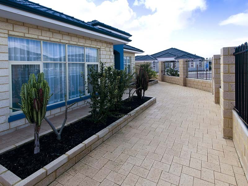 6 O’Connor Loop, Canning Vale WA 6155