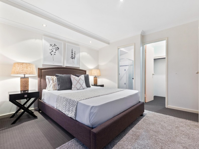 13 Bartlett Way, Canning Vale WA 6155