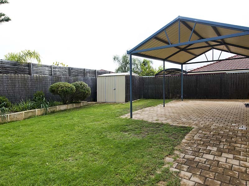 15 Ruby Avenue, Langford WA 6147