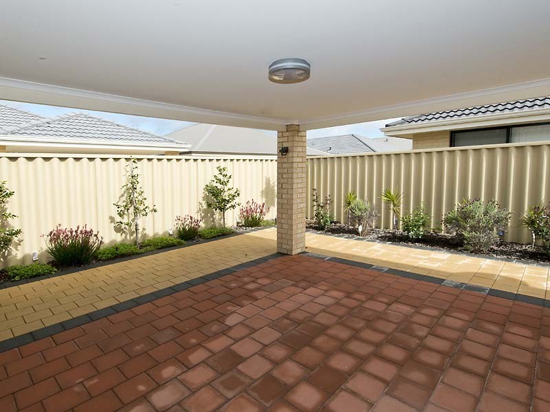 25 Turtledove Road, Harrisdale WA 6112