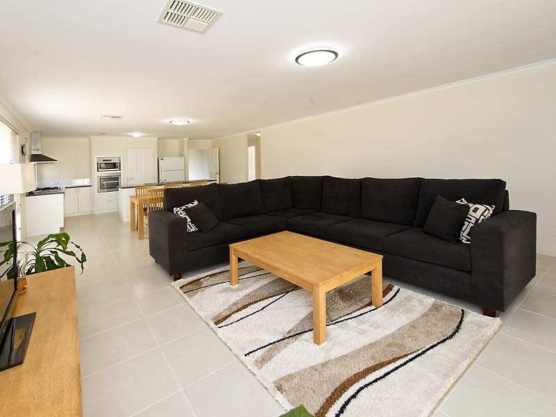 25 Turtledove Road, Harrisdale WA 6112