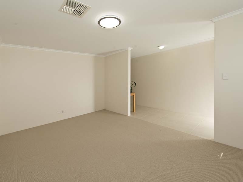 25 Turtledove Road, Harrisdale WA 6112