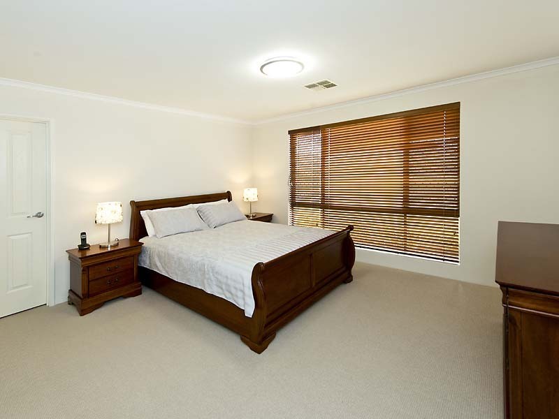 25 Turtledove Road, Harrisdale WA 6112