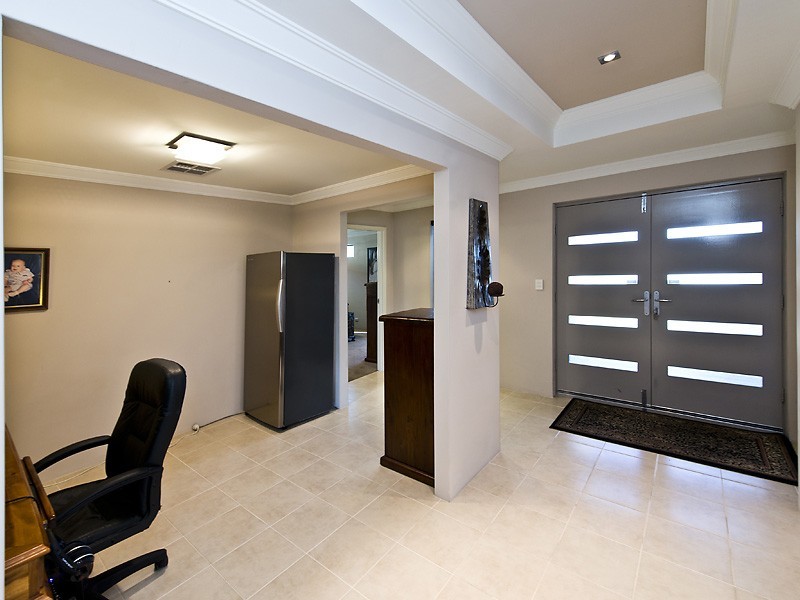 25 Gamenya Street, Canning Vale WA 6155