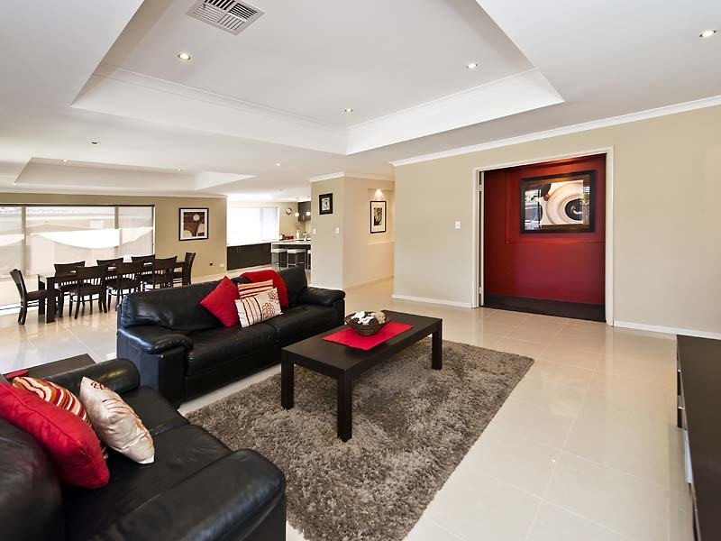 5 Caversham Bend, Southern River WA 6110