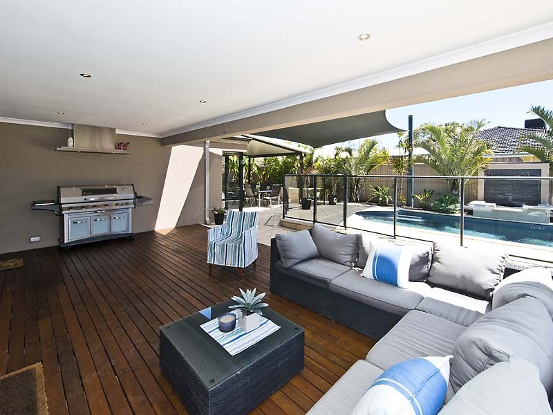 5 Caversham Bend, Southern River WA 6110