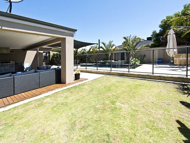 5 Caversham Bend, Southern River WA 6110