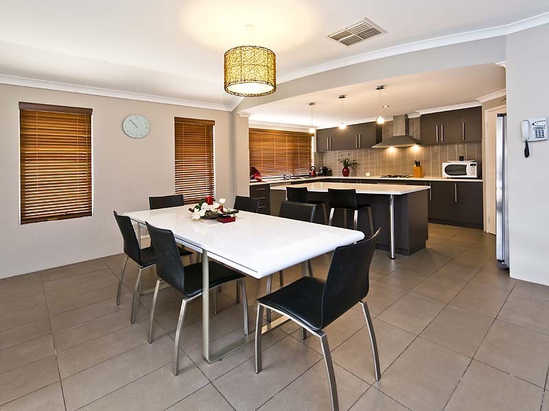 70 Daleford Way, Southern River WA 6110