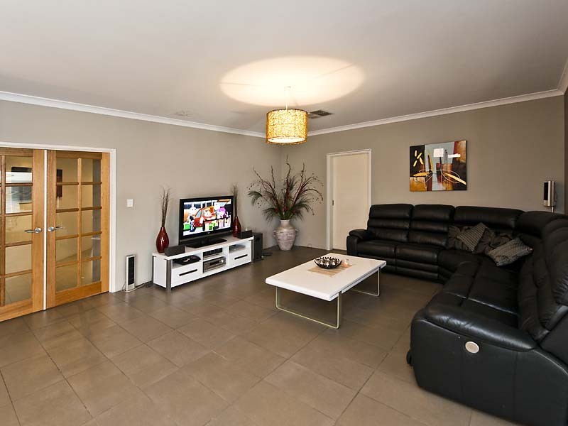 70 Daleford Way, Southern River WA 6110