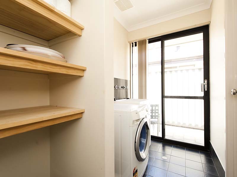 31 Magdalen Loop, Piara Waters WA 6112