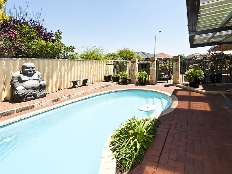 17 Chesham Mews, Canning Vale WA 6155
