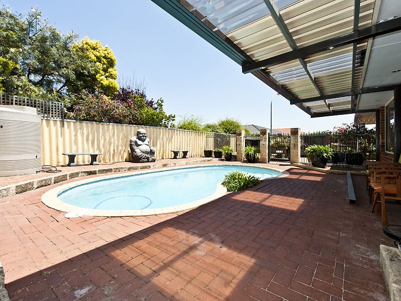 17 Chesham Mews, Canning Vale WA 6155