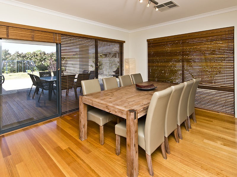 7 Greentree Drive, Southern River WA 6110