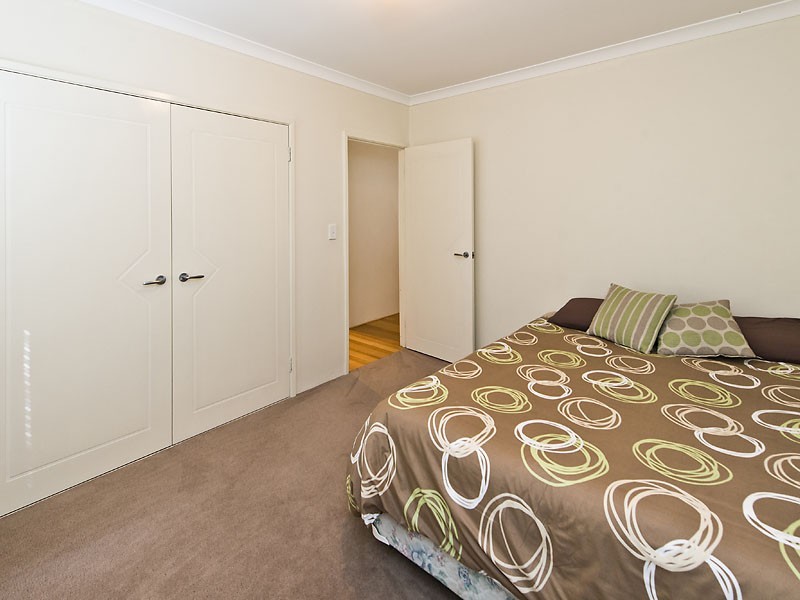 7 Greentree Drive, Southern River WA 6110