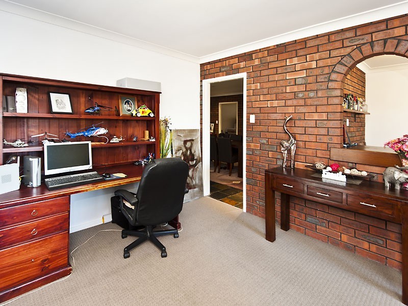 26 Ailsworth Court, Thornlie WA 6108