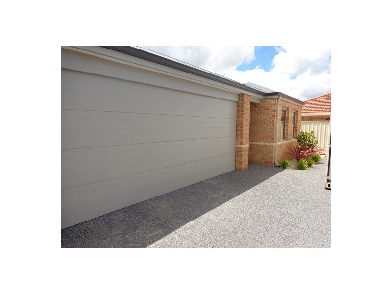 4/18 Flynn Street, Canning Vale WA 6155