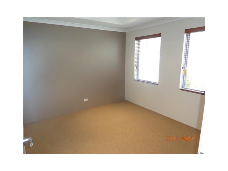 4/18 Flynn Street, Canning Vale WA 6155