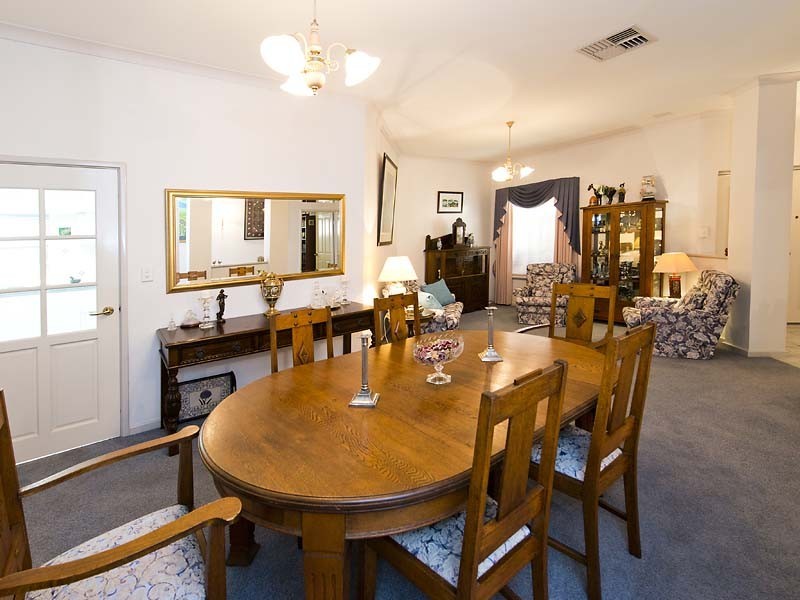 6 Sanctuary Avenue, Canning Vale WA 6155