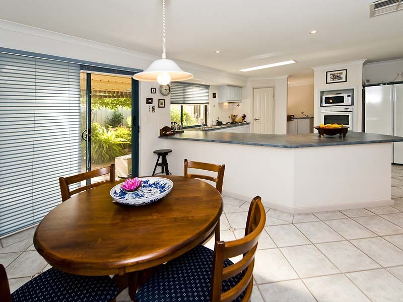 6 Sanctuary Avenue, Canning Vale WA 6155