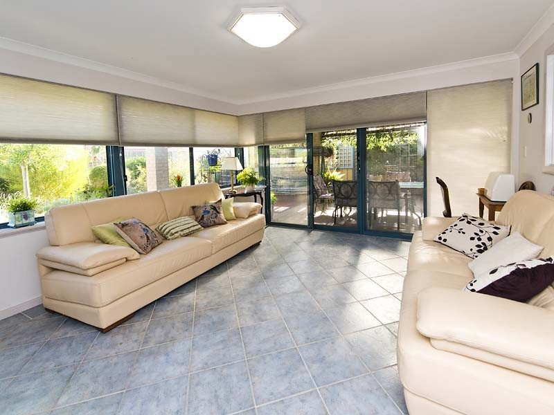 6 Sanctuary Avenue, Canning Vale WA 6155