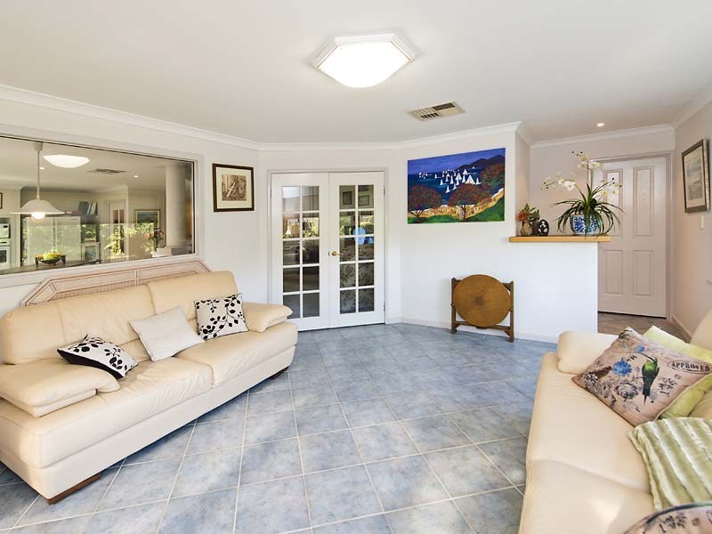 6 Sanctuary Avenue, Canning Vale WA 6155