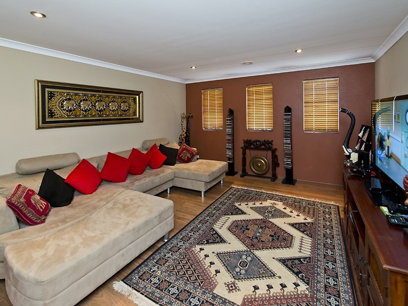 5 Batsford Way, Canning Vale WA 6155