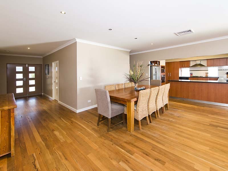 10 Dublin Lane, Canning Vale WA 6155