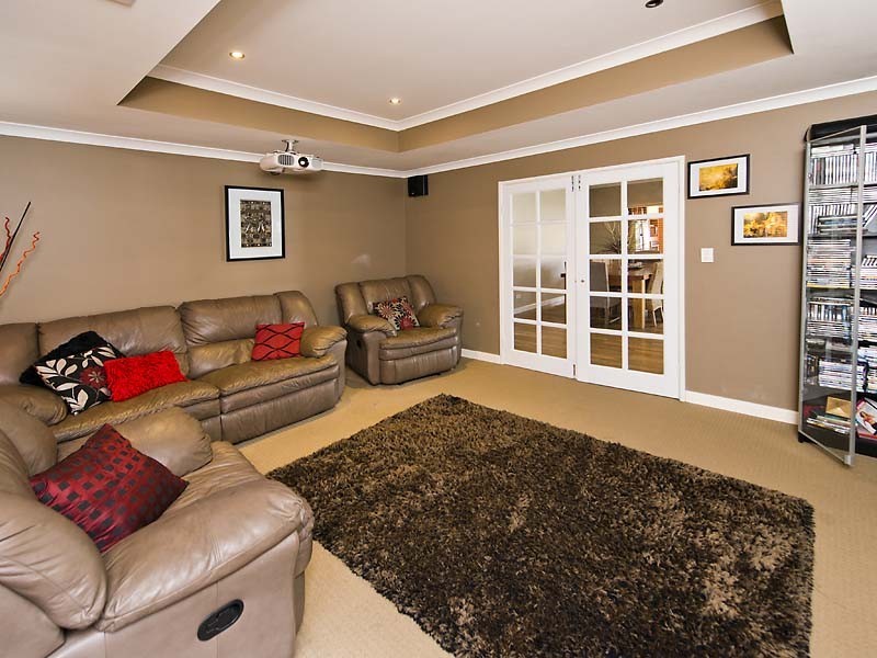 10 Dublin Lane, Canning Vale WA 6155