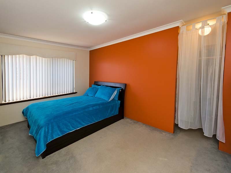2 Lacombe Court, Canning Vale WA 6155