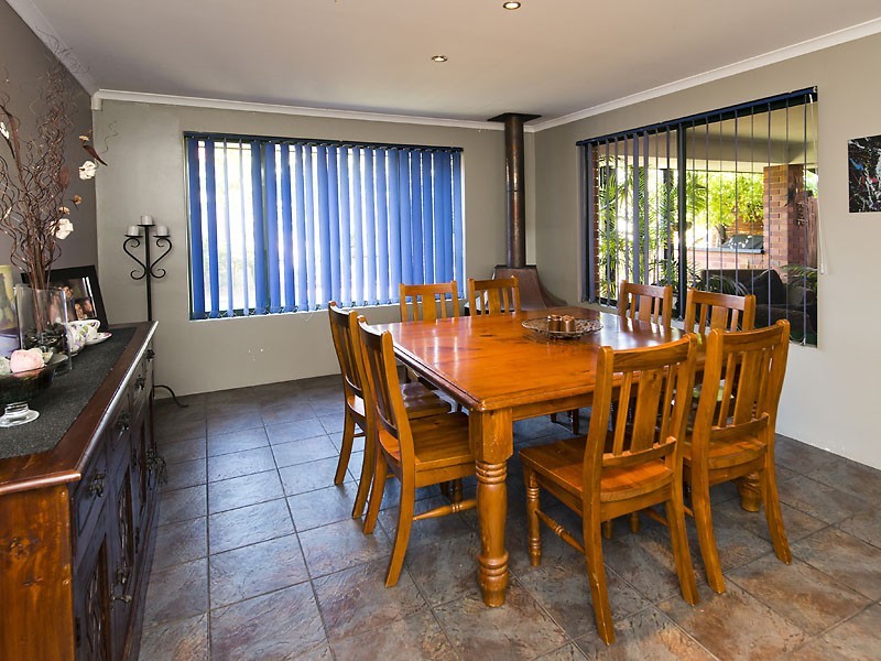 18 Tincurrin Drive, Southern River WA 6110