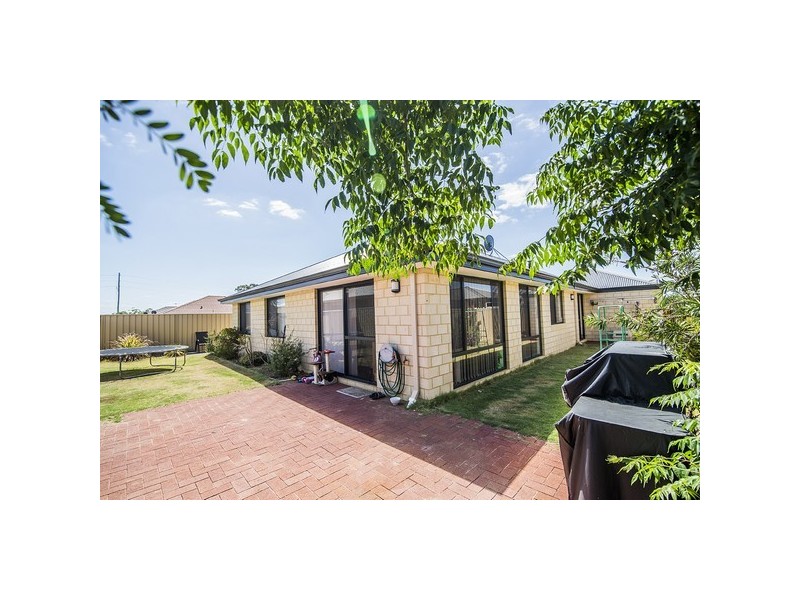 183 Fraser Road North, Canning Vale WA 6155