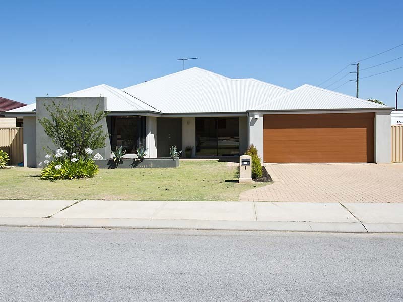 1 Westray Street, Canning Vale WA 6155