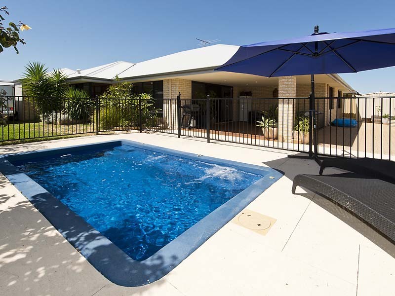 1 Westray Street, Canning Vale WA 6155